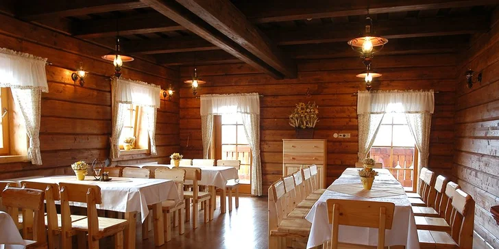 Dovolená v tradičním penzionu vč. polopenze, wellness i venkovních bazénů