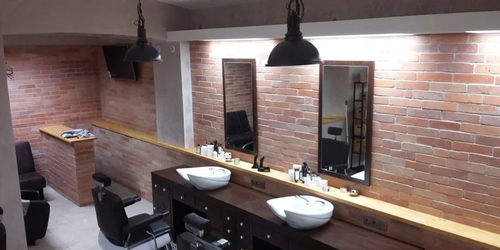 Pro fešácký vzhled: základní i all inclusive péče o vousy a vlasy v barbershopu