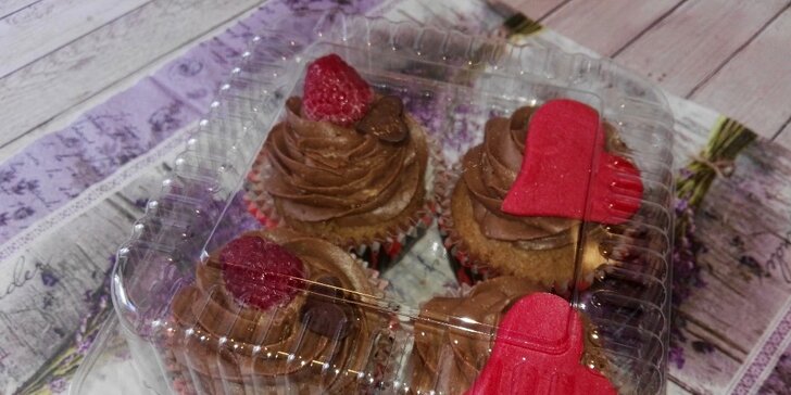 Sladký Valentýn: překvapte svou lásku čtyřmi cupcaky dle výběru