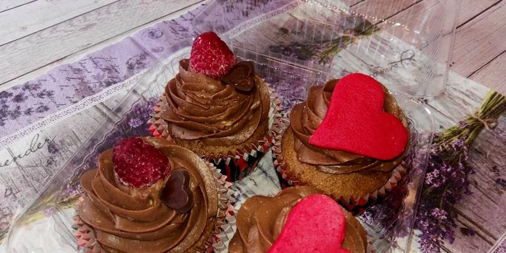 Sladký Valentýn: překvapte svou lásku čtyřmi cupcaky dle výběru