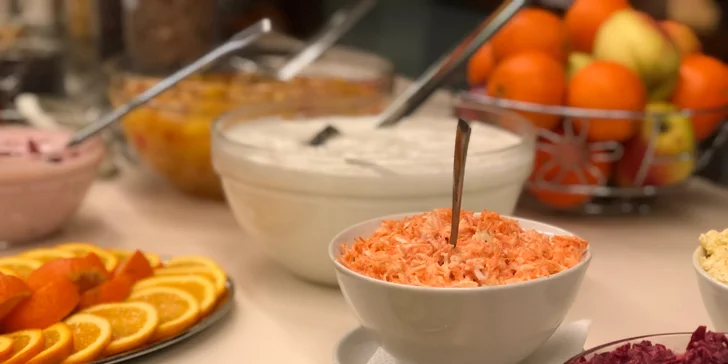Snídaně ve stylu all you can eat v hotelu Michael pro jednoho