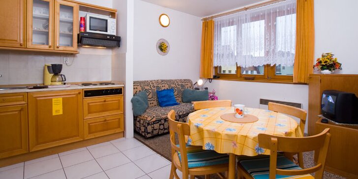 Krkonoše pro 2 i rodinu: ubytování v apartmánech se snídaněmi či polopenzí
