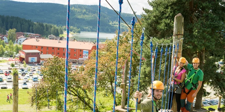 Zima na břehu Lipna: Pobyt s polopenzí a pestrou nabídkou sportu i zábavy
