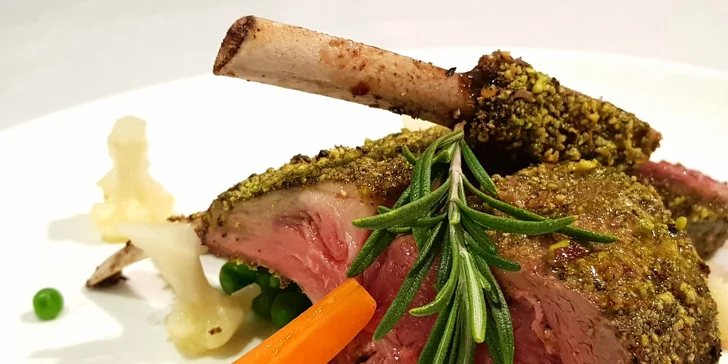 Valentýn plný požitků ve Vinařství U Kapličky: wellness i degustační menu
