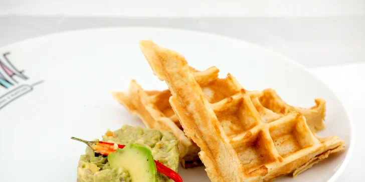 Snídaňové menu na Letné: sladké i slané vafle, lívance i vajíčka a horký nápoj