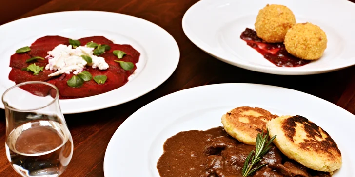 3chodové degustační menu: carpaccio z řepy, jelení kýta na šípkové, zmrzlina