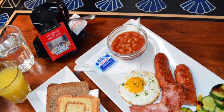 Začněte den sytou snídaní na Malé Straně: anglická nebo FIT snídaně pro 1 či 2