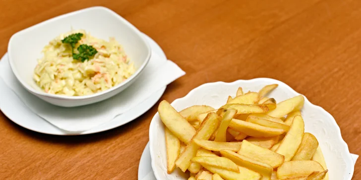 Burgerové menu pro 1, 2 nebo rovnou 4 jedlíky: na výběr ze 3 druhů burgerů