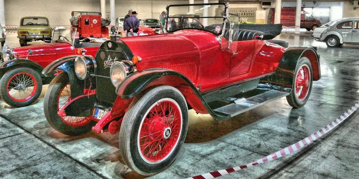 Vstup na tradiční veletrh historických vozidel MotorTechna pro malé i velké
