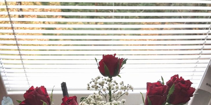 Darujte kytici: pugét z 9-29 holandských rudých růží