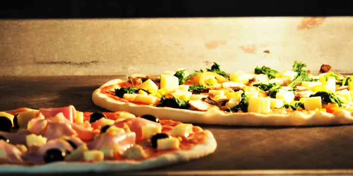 1 nebo 2 pizzy podle výběru ze 32 druhů: odnos s sebou