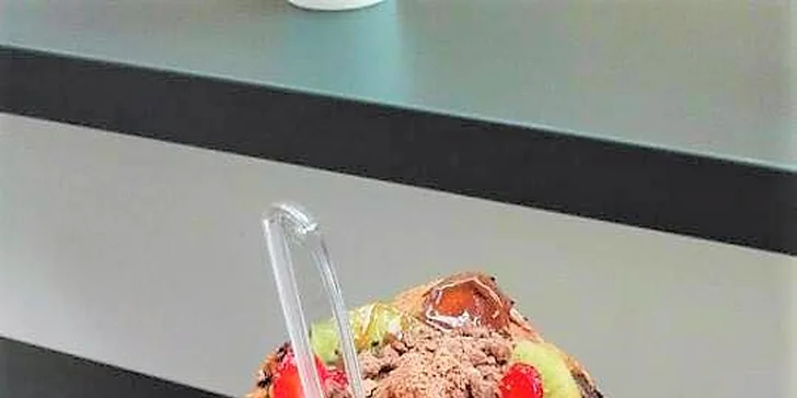 Nadupaná Royal Waffle v kornoutu