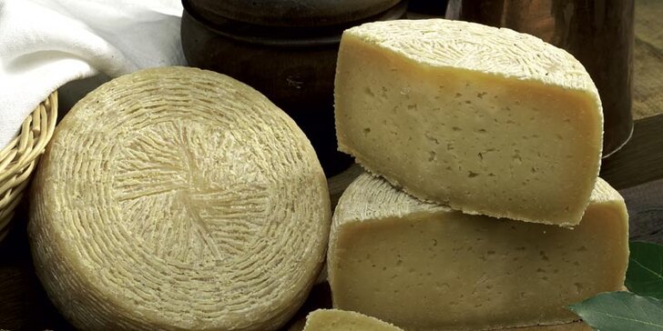 300 g vybraného sýru v prodejně Cheesy