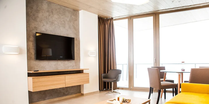 Podzim či zima v Krkonoších: designové apartmány se snídaní a wellness