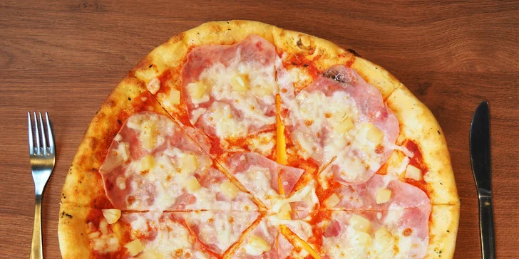 Klasika i netradiční chutě: 2 pizzy dle výběru v Bystrcké oáze