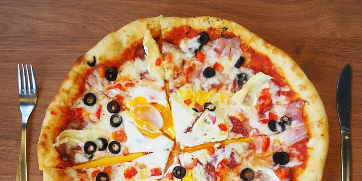 Klasika i netradiční chutě: 2 pizzy dle výběru v Bystrcké oáze