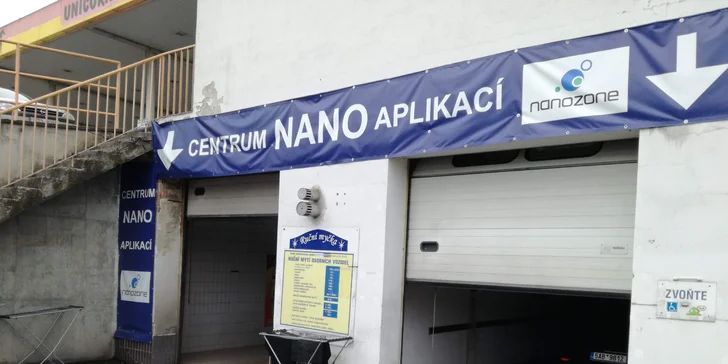 Pečlivé ruční mytí vašeho vozidla: malé kompletní mytí vč. podvozku