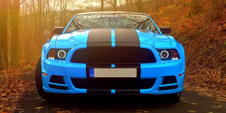 Za volantem nabušeného sporťáku: 30–60 min. jízdy snů ve voze Mustang GT nebo Camaro SS
