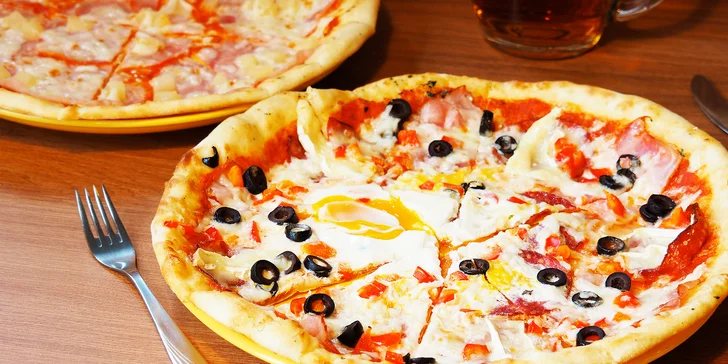 Klasika i netradiční chutě: 2 pizzy dle výběru v Bystrcké oáze