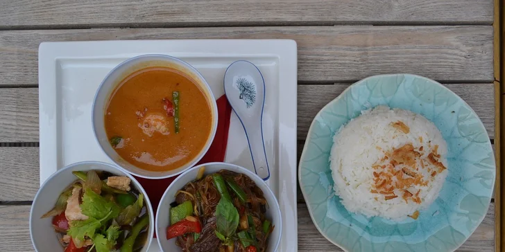 Asijské letní menu pro dva v Café Buddha