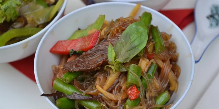 Asijské letní menu pro dva v Café Buddha