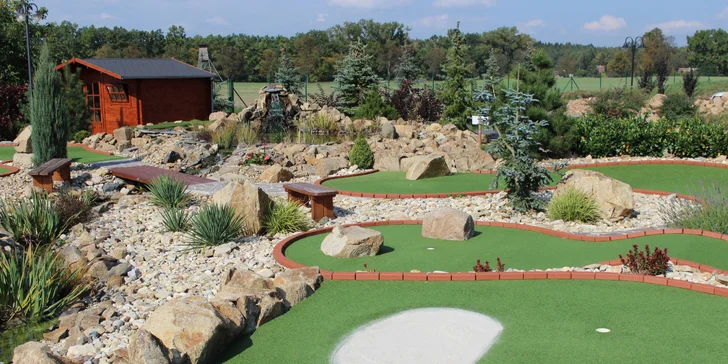 Zábava pro malé i velké: Adventure minigolf u Dobříše