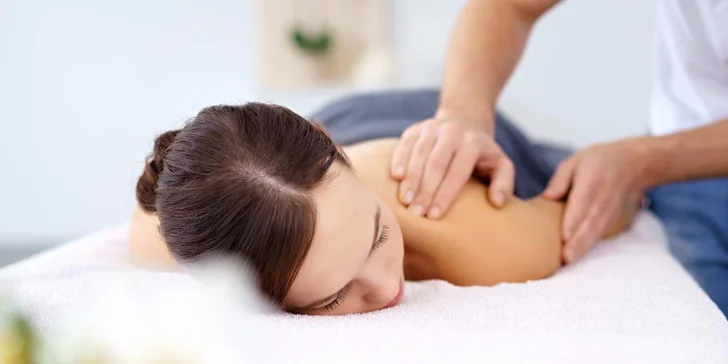 Pryč s bolestí: čínská masáž Tuina či relaxační masáž zad nebo nohou