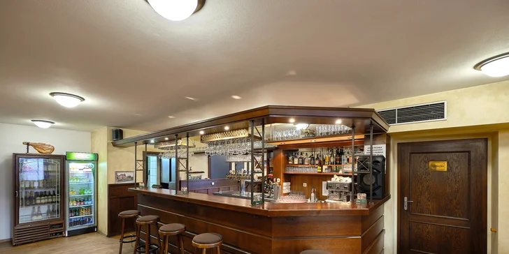 U restaurace na okraji Českých Budějovic zaparkujete zdarma a bez potíží.