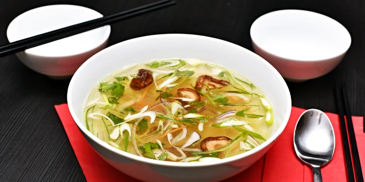 Oslavte vietnamský Nový rok jídlem: tradiční bohaté novoroční menu pro 2