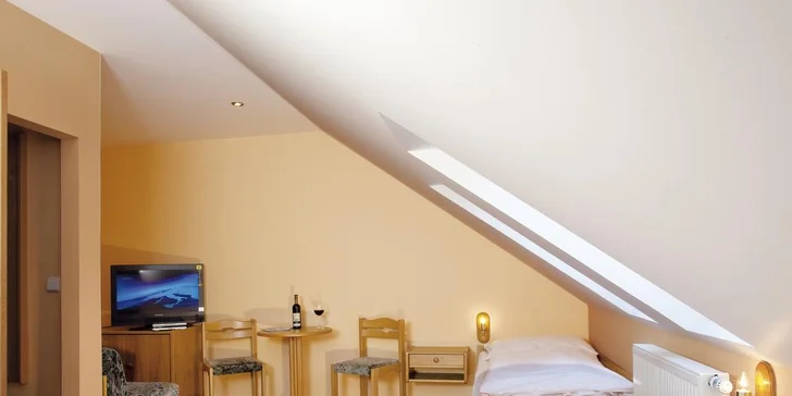 2 noci v hotelu Marlin na břehu Lipna: polopenze, wellness a rybí speciality