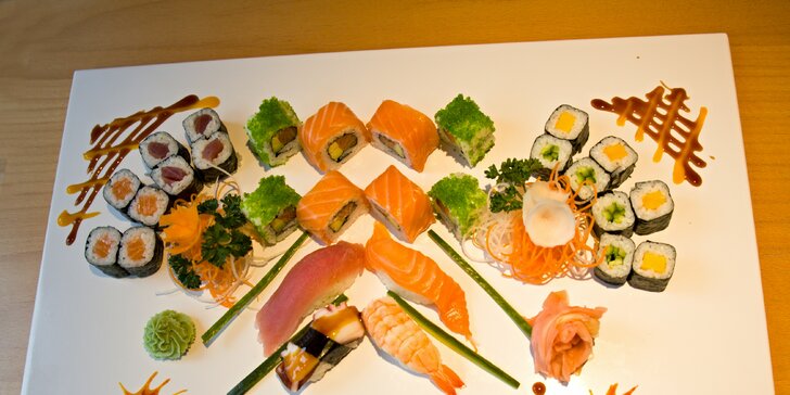 Sushi sety ve skvěle hodnocené restauraci Umami v centru: 13 až 28 kousků
