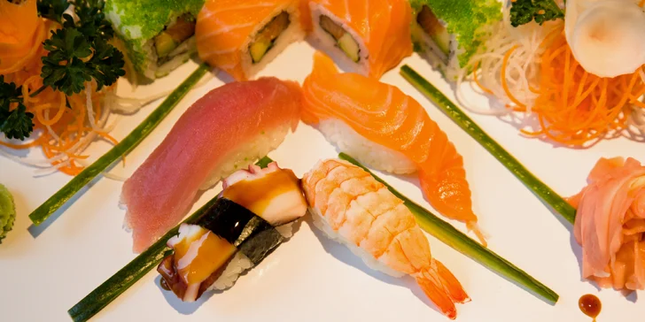 Zajděte na skvělé sushi do vychvalované restaurace UMAMI v centru města
