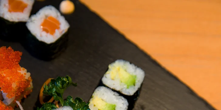 Zajděte na skvělé sushi do vychvalované restaurace UMAMI v centru města