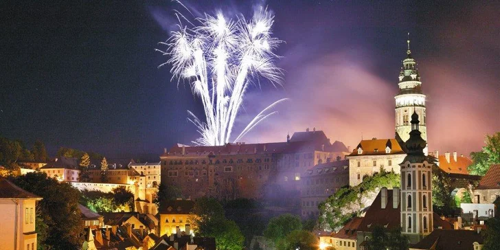 Krumlovské tajemno: večerní hodinová prohlídka města s průvodcem