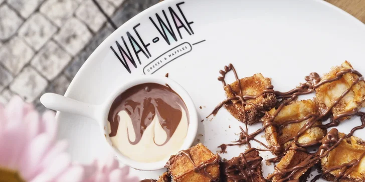 Snídaňové menu na Letné: sladké i slané vafle, lívance i vajíčka a horký nápoj