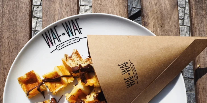 Snídaňové menu na Letné: sladké i slané vafle, lívance i vajíčka a horký nápoj