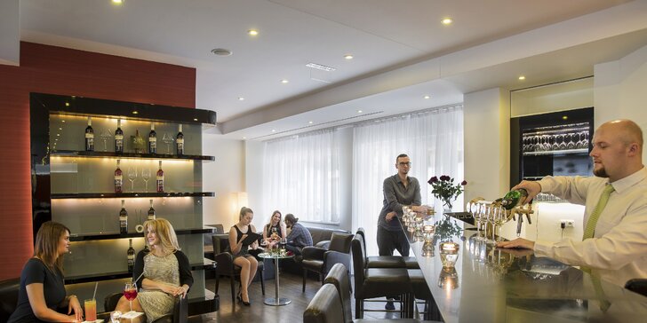 Luxusní hotel na okraji Karlových Varů: skvělé procedury a chutná polopenze