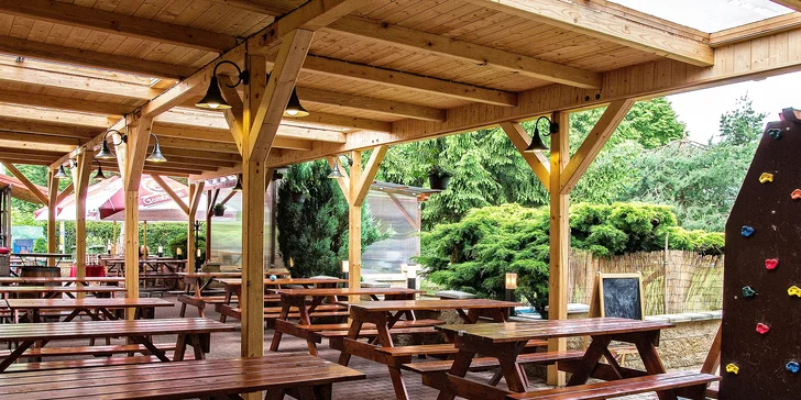 Obří 8 nebo 15kilová pečená uzená kýta pro partu