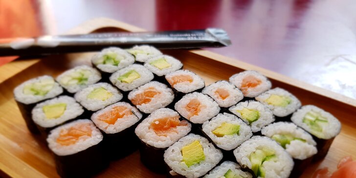 Sushi sety s sebou: losos, krab, avokádo i kreveta - 24, 36 nebo 44 kousků