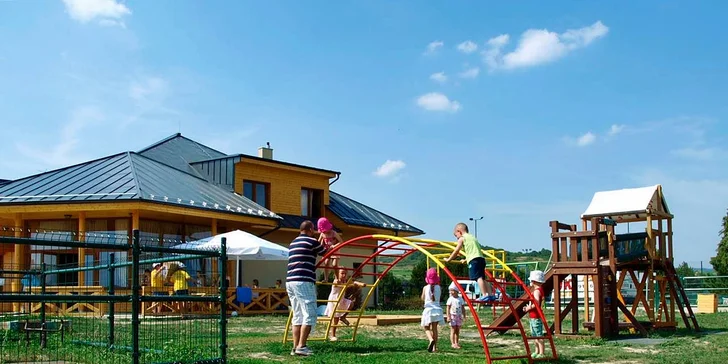 Pohoda v Malých Karpatech: snídaně či polopenze, sekt i jízda na koni a tenis
