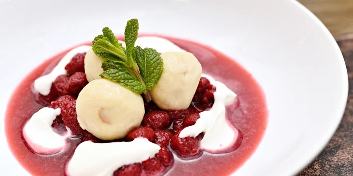 4chodové menu pro 2: parfait z kachních jater, vývar, konfitovaná husa i lívance