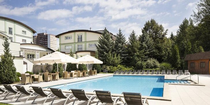 4* relaxace v Parkhotelu Plzeň: snídaně nebo polopenze, sauna, bazén, fitness
