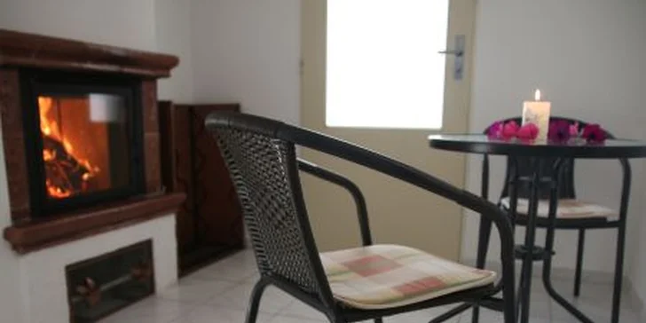 120 minut smyslného relaxu pro ženy: tantra masáž