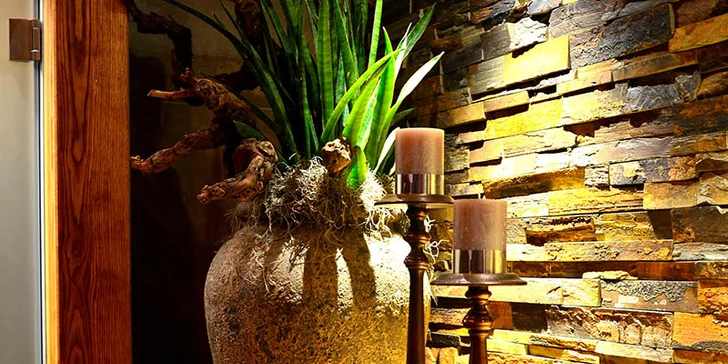 2 hodiny v ráji: privátní wellness & spa s lahví prosecca i miskou jahod pro dva