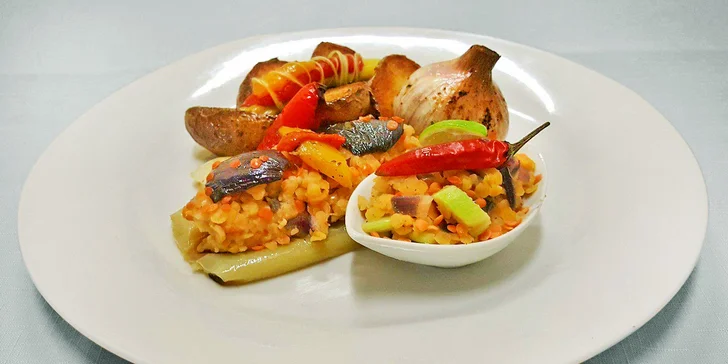 Bezlepkové menu nejen pro vegetariány: grilovaná zelenina a čoko-dortík