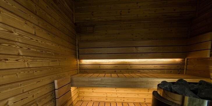 Romantika pro dva: privátní wellness s vířivkou a saunou na 2 nebo 3 hodiny