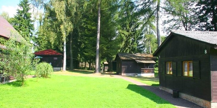 Parádní prázdniny poblíž Adršpachu: 3 až 6 dní v chatce včetně polopenze