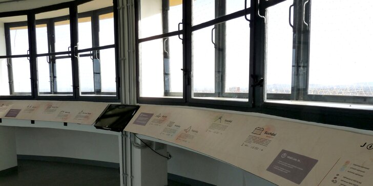 Vstup na rozhlednu Vodárna v Kolíně s interaktivní expozicí