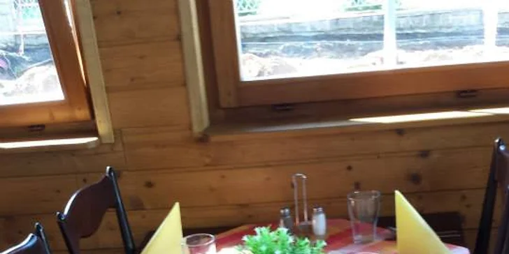 Masová hostina: tatarák a topinky pro dva nebo partu kámošů