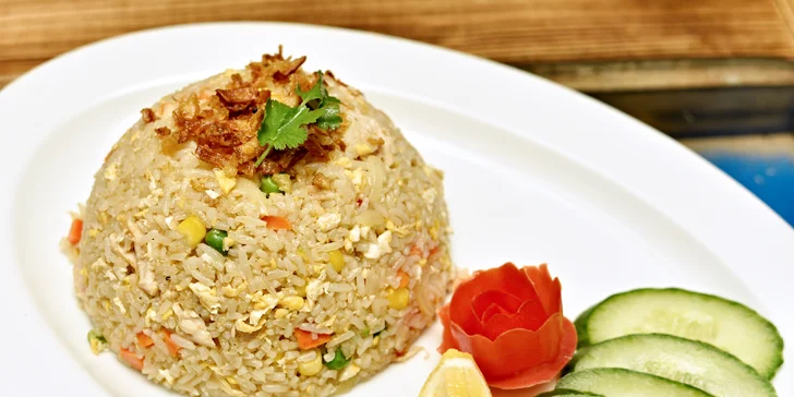 Asijské 4chodové menu pro 2: thajská, vietnamská i japonská kuchyně